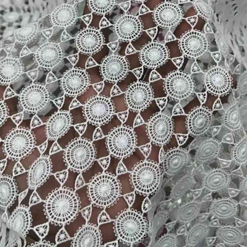 Guipure Lace view 3